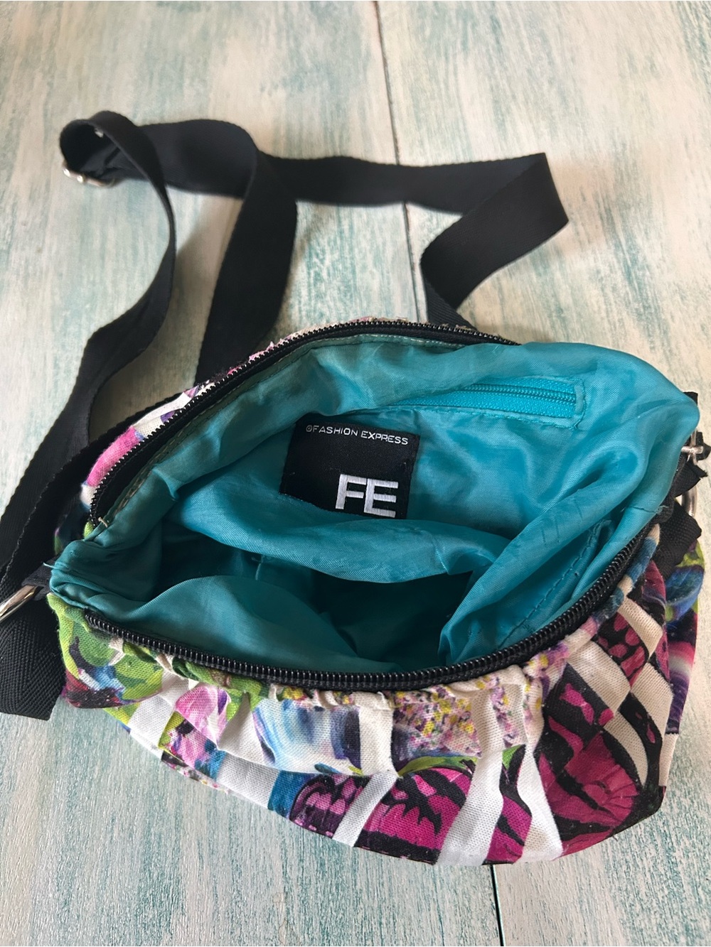 Fashion Express Multicolor Floral Crossbody Bag with Teal Interior